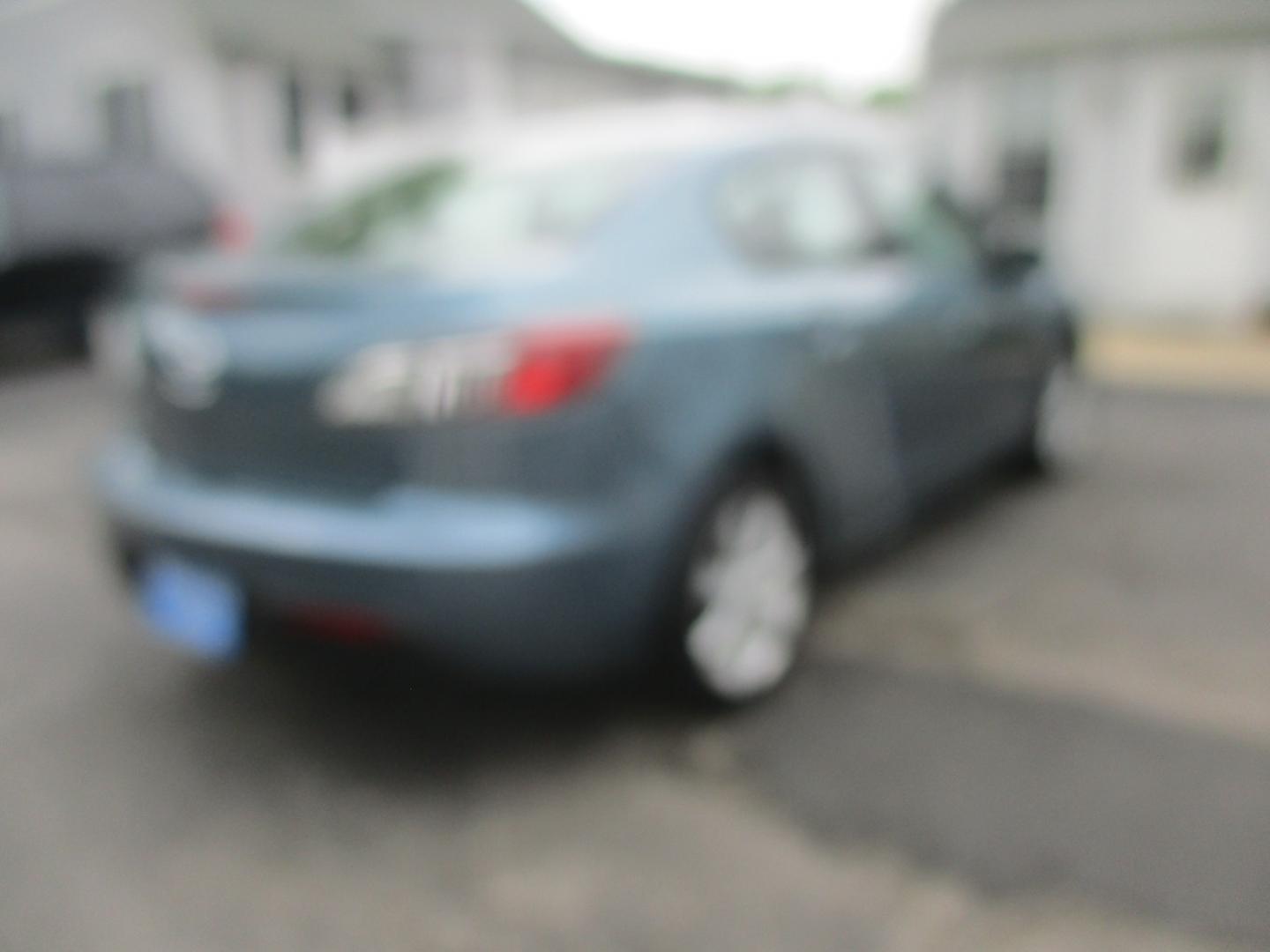 2011 BLUE Mazda MAZDA3 i Touring 4-Door (JM1BL1VF9B1) with an 2.0L L4 DOHC 16V engine, located at 540a Delsea Drive, Sewell, NJ, 08080, (856) 589-6888, 39.752560, -75.111206 - Photo#6